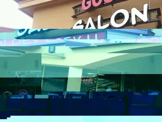 Salon Ron De Vu