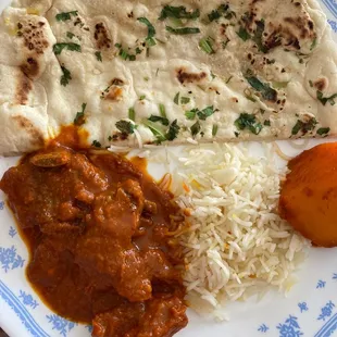 Goat Vindaoolu and Garlic Naan