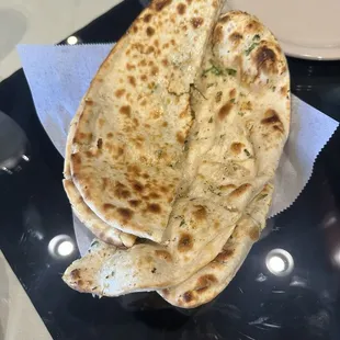 Garlic and cheese naan