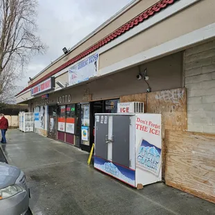 A1 Liquor & Food Mart