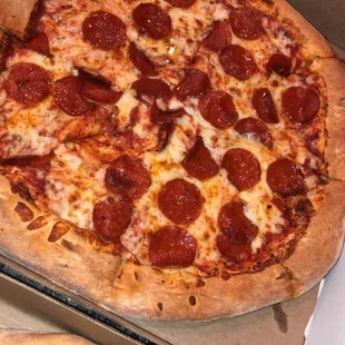 Pepperoni pizza