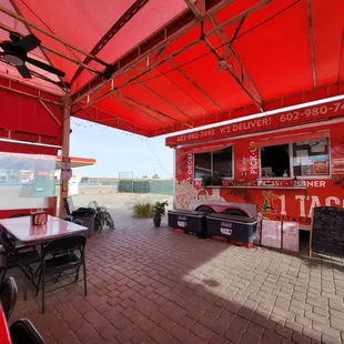 a view of a taco truck