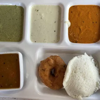 Idli (2), Vada (1), & Coffee