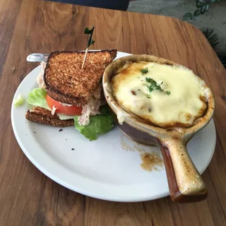 Crock of French Onion Soup