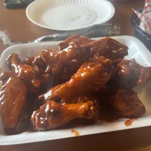 food, bbq chicken, fried chicken, chicken, bbq wings, chicken wings, chicken wings and fried chicken, fried chicken wings, poultry