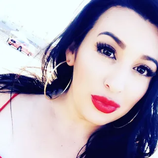 Nichole G.