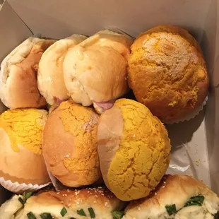 Ham and Egg Bun