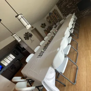 All set up with linens