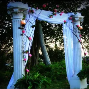 One of the arch options available.