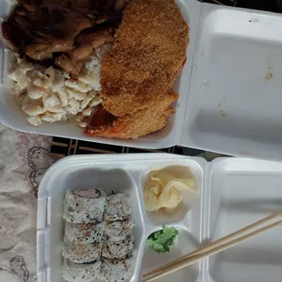 California roll y chicken mix seafood