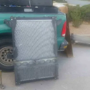 Hundreds of people have trusted our Albuquerque pop lock service to unlock their car doors when the situation arises...