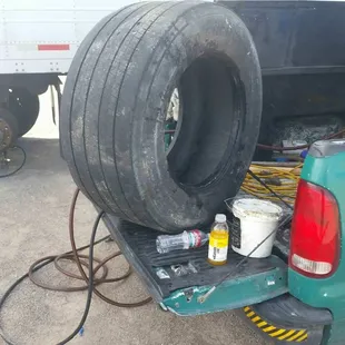 Locked out and stuck in the Albuquerque area? No worries, AA Mobile Road Service's 24 hour services has you covered...