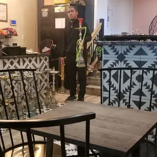 Great manager. Always has my hookah ready