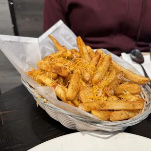 Spicy masala cheese fries