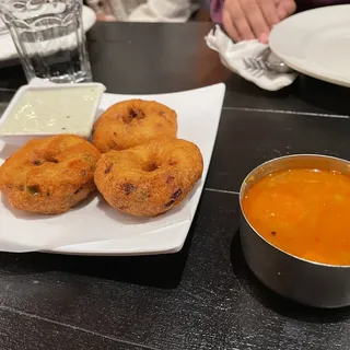 Medhu Vada