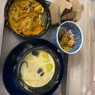 Tom Ka Seafood Noodle