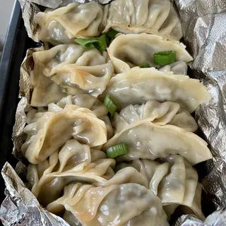 Steam momo (Vegetable -8pcs)