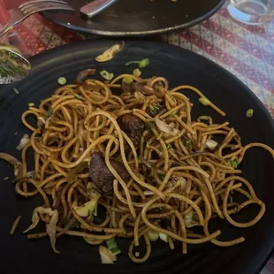 Pork chow mein