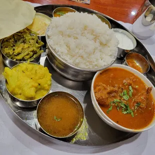 Thali, on the menu as Special Meal, the non-vegetarian with Fish Curry, gluten-free when ordered without Chappati