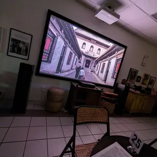 a view of a courtyard