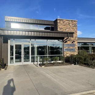 Entrance to the golf club house where the restaurant is.