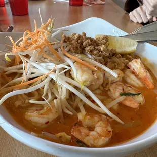 Probably the best new dish I have ever tried pad Thai curry