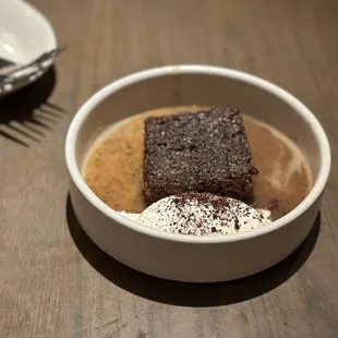 Sticky Date Cake
