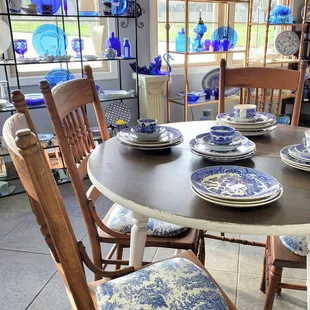 #BlueWillow #BlueAndWhite