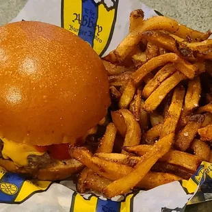 12&apos;3&apos;2021 Cheeseburger and Fries