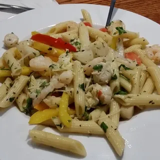 Seafood Scampi*