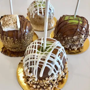 Custom Caramel Apples
