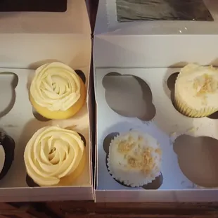 2 days ago there were 6 Cupcakes and 6 cheesecakes.... :) 3