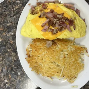 Meat Lovers Omelet Hash browns