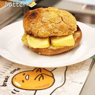 Pineapple bao