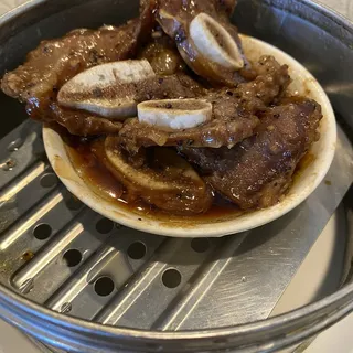 Beef Short Rib with Black Pepper Sauce