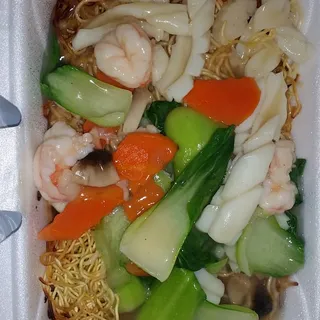Seafood Chow Mein