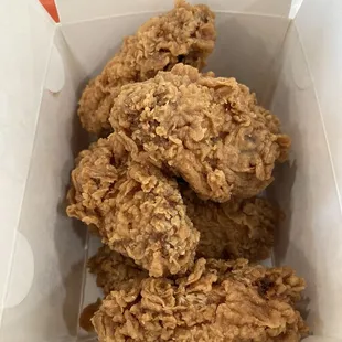 Fried chicken wings