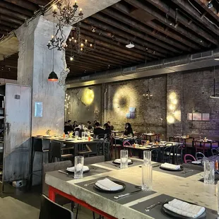 sushi and sashimi, interior