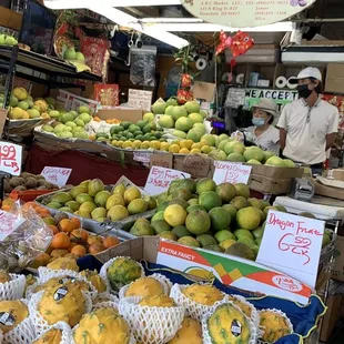 Papaya, dragonfruit and more
