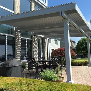 Operable Pergola