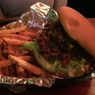 Jerk Chicken sammich with fries