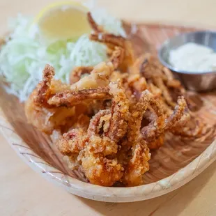 food, chicken wings and fried chicken
