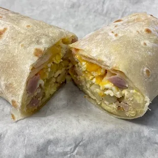 Ham and egg breakfast burrito