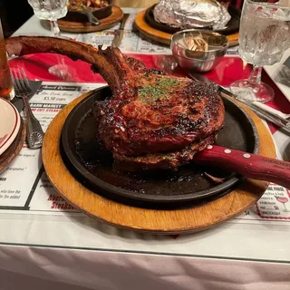 Grilled Prime Tomahawk Ribeye