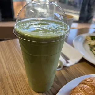 GREEN DREAM SMOOTHIE - 24oz - $7.25 - Avocado, Spinach, Banana, Plain Yogurt.