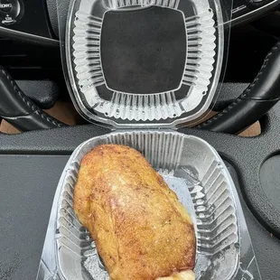 Empanada de platano $3.50 (instagram: @issa.cheatday)