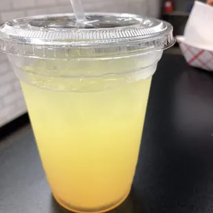 Peach lemonade
