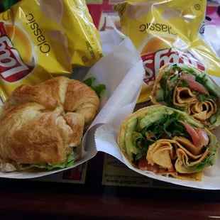 Mediterranean Veggie Wrap and Altuna Curve