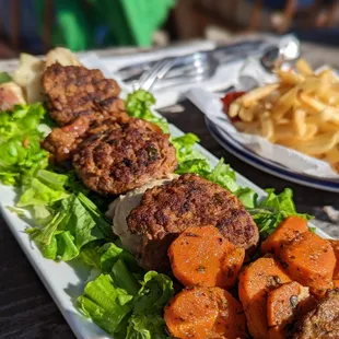 Moroccan Salad with Kefta