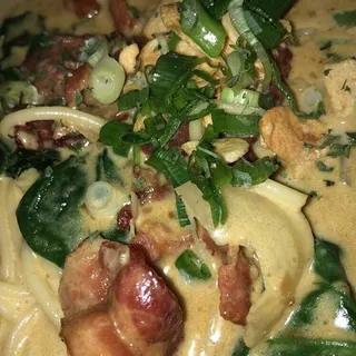 Bacon Spinach Cream Curry Pasta